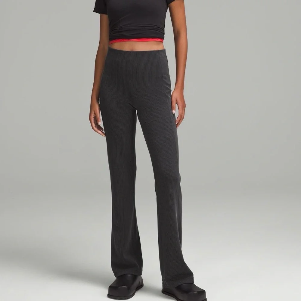 Like New Lululemon Athletica Ribbed Softstreme Flared Leg Pant, Black/Dk. Gray 8 - Picture 5 of 13